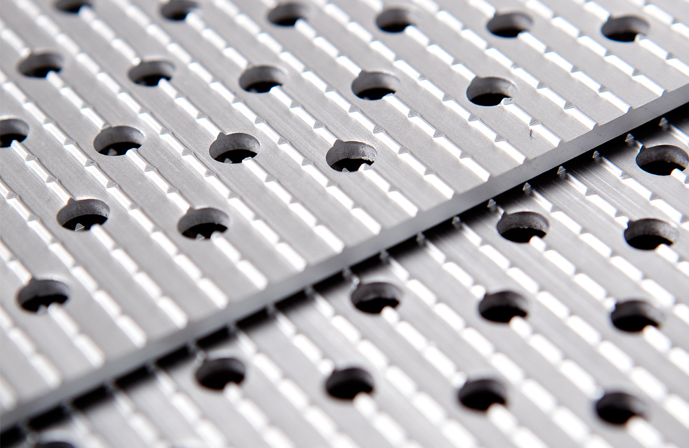 Samanleggjanleg braut 212 x 27 cm