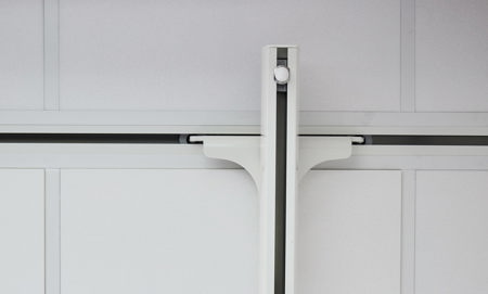 Braut sem felld er inn í kerfisloft kemur ávallt best út þannig að minnst fari fyrir henni