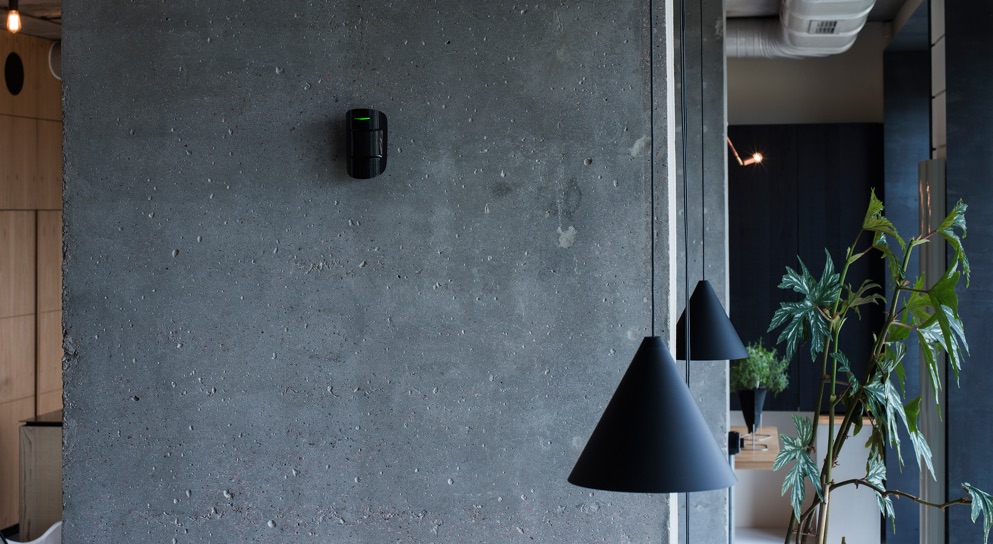 AJAX hreyfiskynjari með gæludýravirkni - Svartur